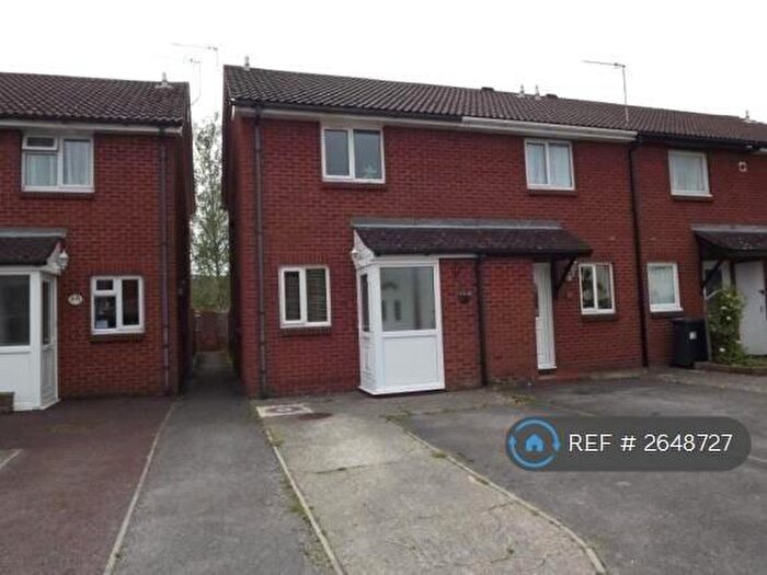 2 Bedroom End Of Terrace House To Rent In Tincleton Gardens, Bournemouth, BH9