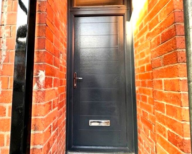 4 Bedroom Town House To Rent In Chaucer Street, Leicester, LE2
