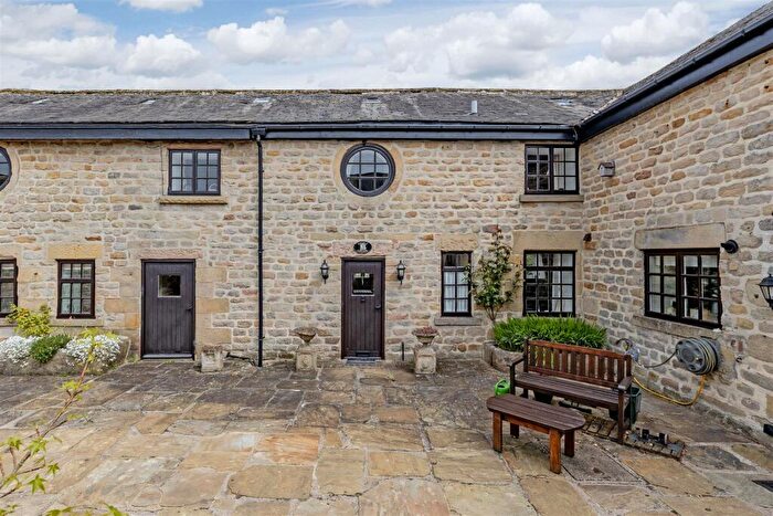 3 Bedroom Barn Conversion For Sale In Knowle Cottage, Padley Mews, S32