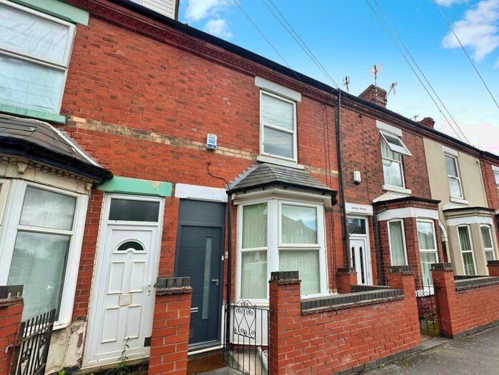 5 Bedroom Terraced House To Rent In Lace Street, NG7
