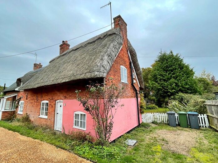 Semi-Detached House For Sale In Plumtree Cotttage, Bullace Lane, Sudbourne, Woodbridge, Suffolk, IP12