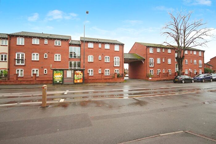 2 Bedroom Apartment For Sale In Coach House Mews, Warwick, CV34