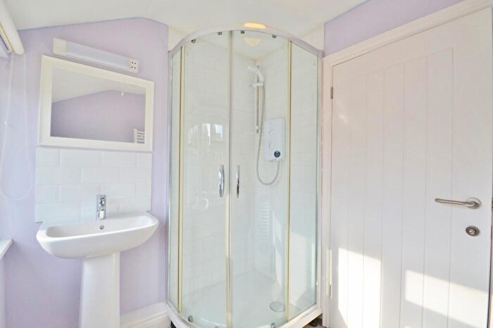 1 Bedroom Flat To Rent In Blandford St Mary, DT11