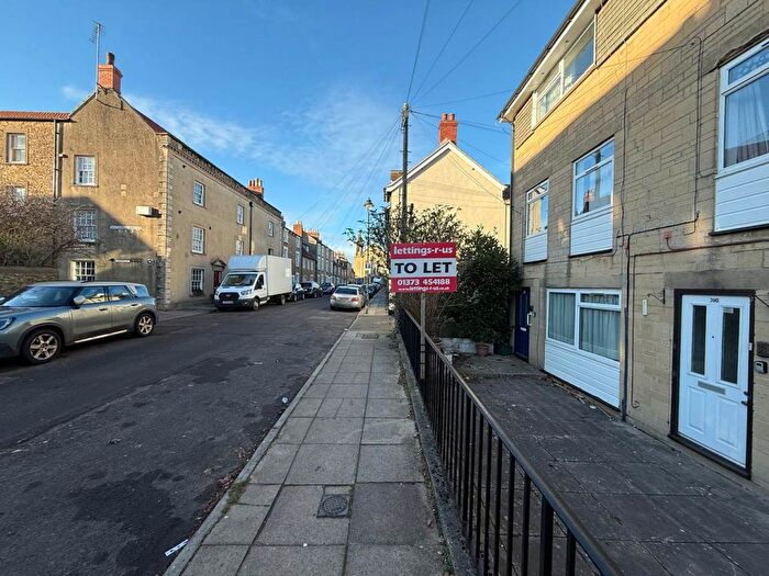 1 Bedroom Property To Rent In Frome, Somerset, BA11