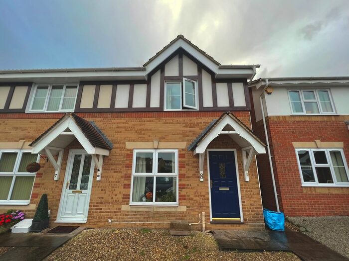 3 Bedroom Property To Rent In Compton Close, Taunton, TA2