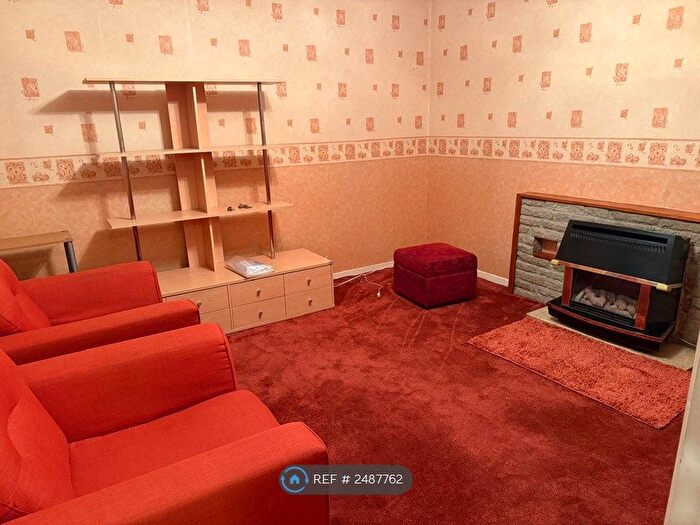3 Bedroom Terraced House To Rent In Humber Way, Slough, SL3