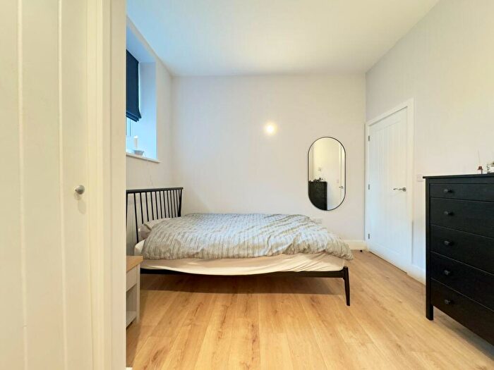 1 Bedroom Apartment For Sale In Newbury Street, Wantage, OX12