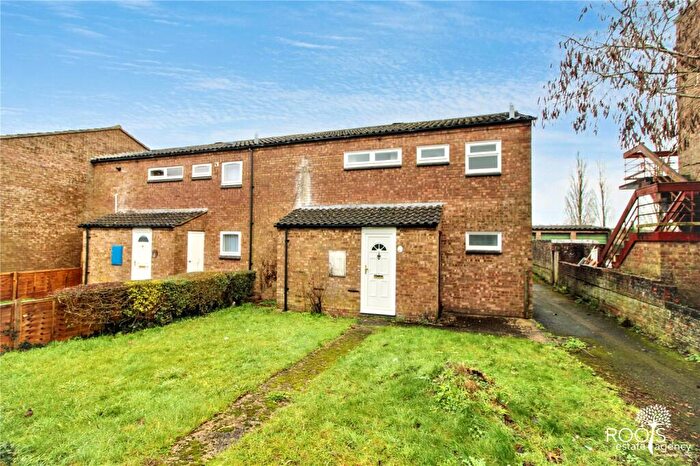 2 Bedroom End Of Terrace House For Sale In Austen Gardens, Newbury, Berkshire, RG14