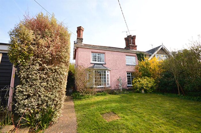 3 Bedroom Semi Detached House To Rent In Halesworth, IP19