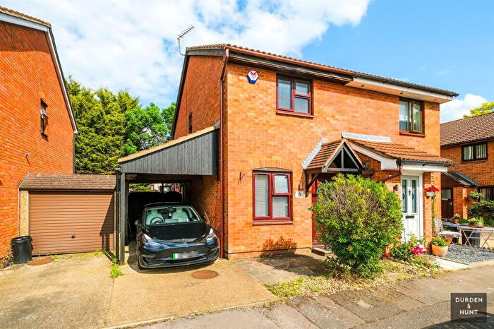 2 Bedroom Semi Detached House For Sale In Mansard Close, Hornchurch, RM12