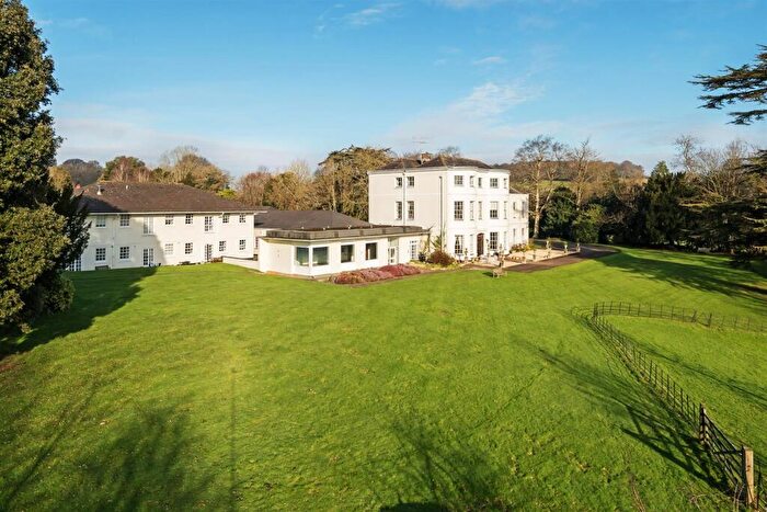 2 Bedroom Apartment For Sale In Cowley, Exeter, EX5