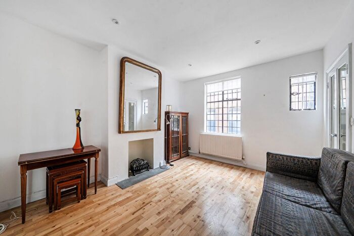 3 Bedroom Property For Sale In Greencoat Place, Westminster, London, SW1P