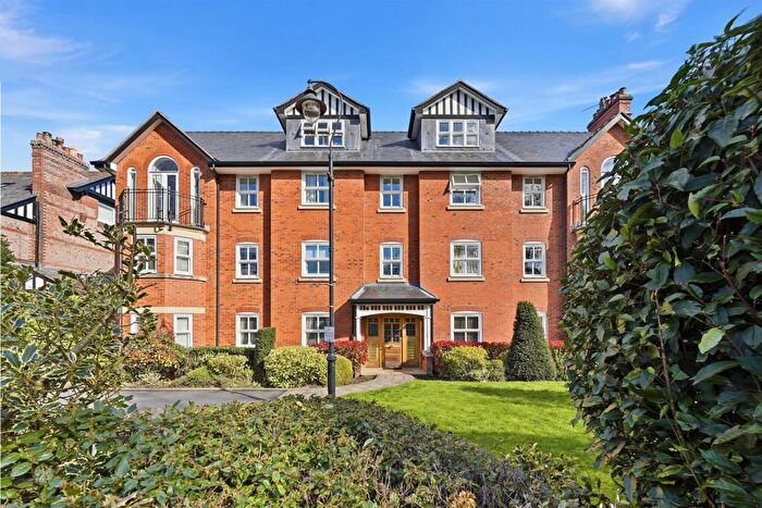 2 Bedroom Flat To Rent In Victoria Road, Macclesfield, SK10