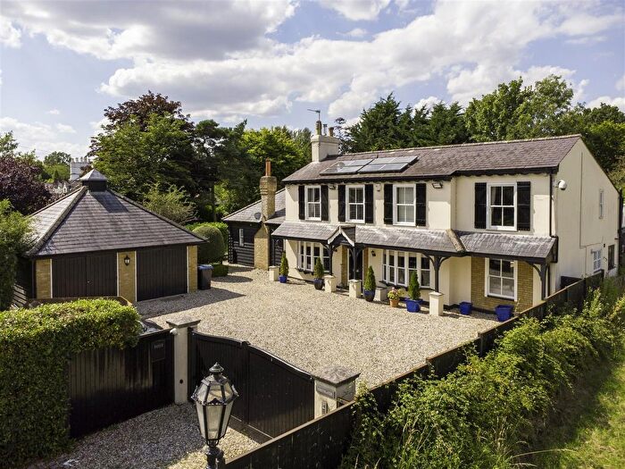 4 Bedroom Detached House To Rent In Tylers Causeway, Newgate Street, Hertford, SG13