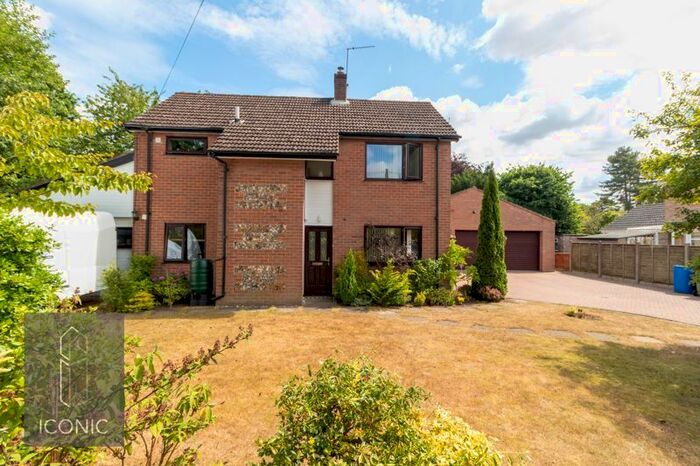 4 Bedroom Detached House For Sale In Waterloo Road, Hainford, Norwich, NR10
