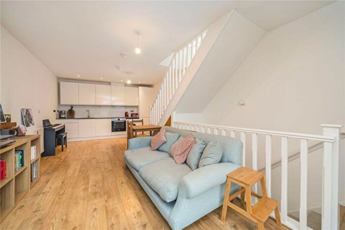 1 Bedroom Flat For Sale In Clyde Street, Deptford, SE8