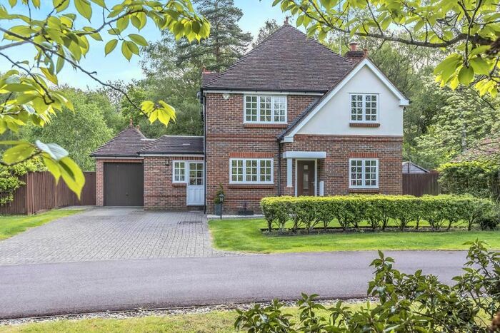 4 Bedroom Detached House To Rent In Ascot, Berkshire, SL5