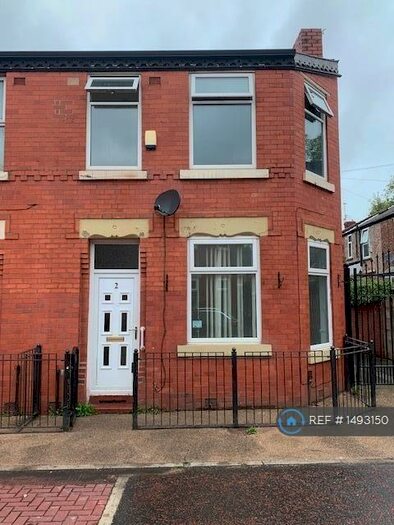 4 Bedroom End Of Terrace House To Rent In Monart Rd, Manchester, M9