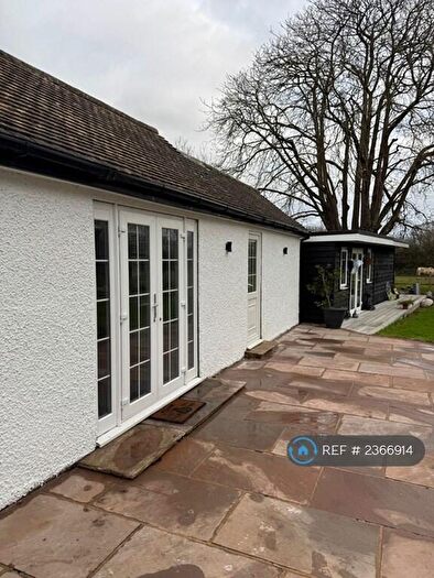 1 Bedroom Flat To Rent In Betts Lane, Nazeing, Waltham Abbey, EN9