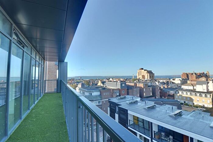 3 Bedroom Penthouse For Sale In Palmerston Road, Southsea, PO5