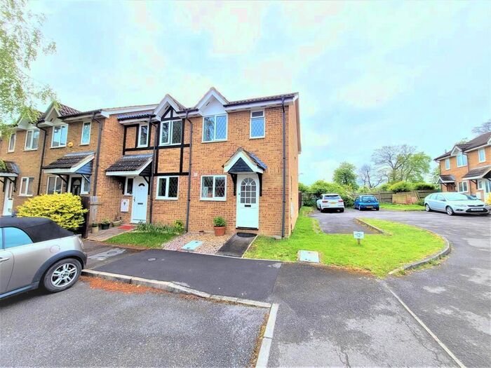 2 Bedroom End Of Terrace House To Rent In Statham Court, Bracknell, Berkshire, RG42