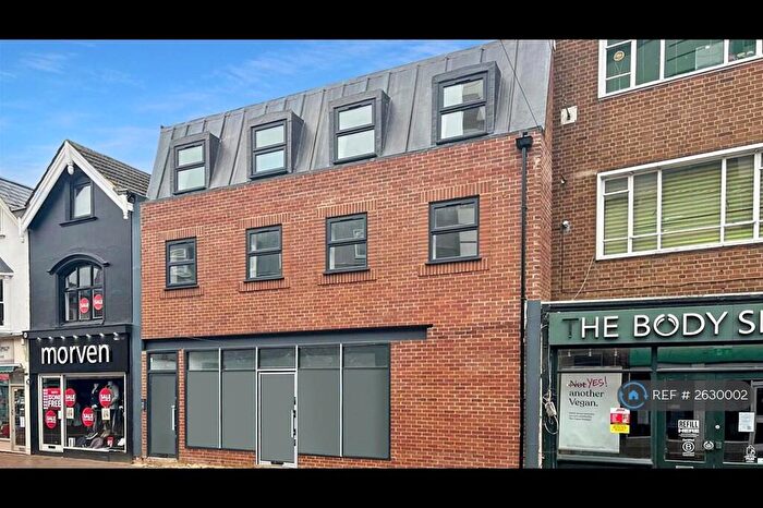 1 Bedroom Flat To Rent In High Street, Aylesbury, HP20