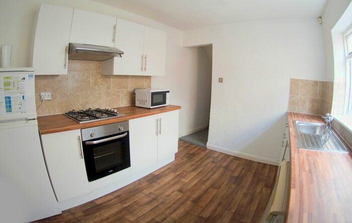 5 Bedroom Terraced House To Rent In Princes Road, Hull, HU5