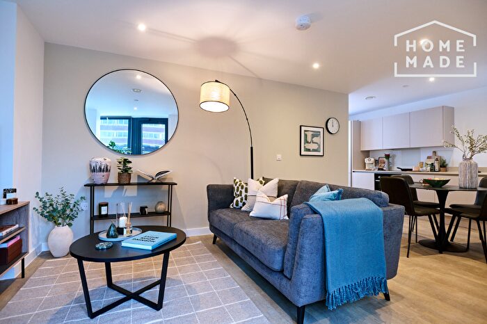 2 Bedroom Flat To Rent In Moor Street, Queensway, Birmingham, B4