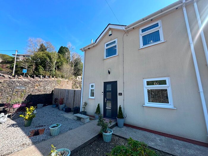 3 Bedroom Semi-Detached House For Sale In Davids Court, Oxford Street, Pontycymer, Bridgend, CF32