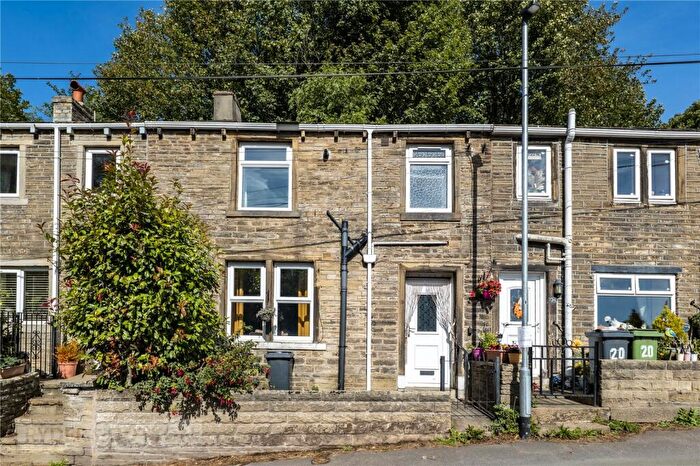2 Bedroom Terraced House For Sale In Ray Gate, Huddersfield, West Yorkshire, HD3