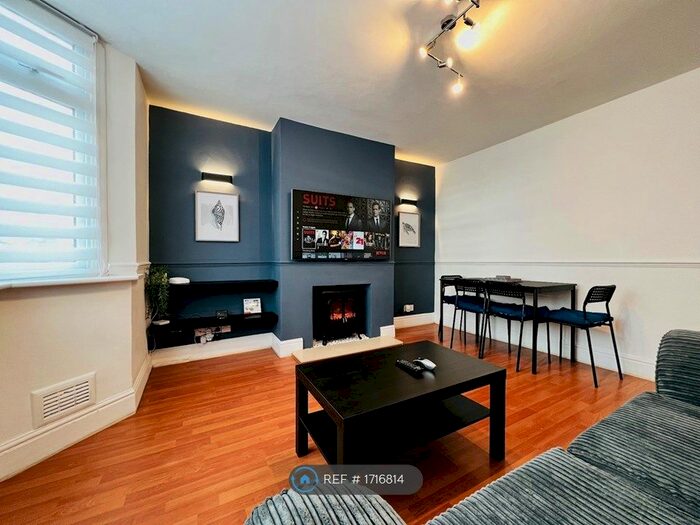 4 Bedroom Terraced House To Rent In Walsgrave Road, Coventry, CV2