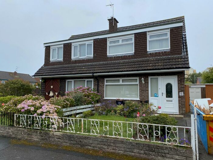 3 Bedroom House To Rent In Gabriel Close, Wirral, CH46