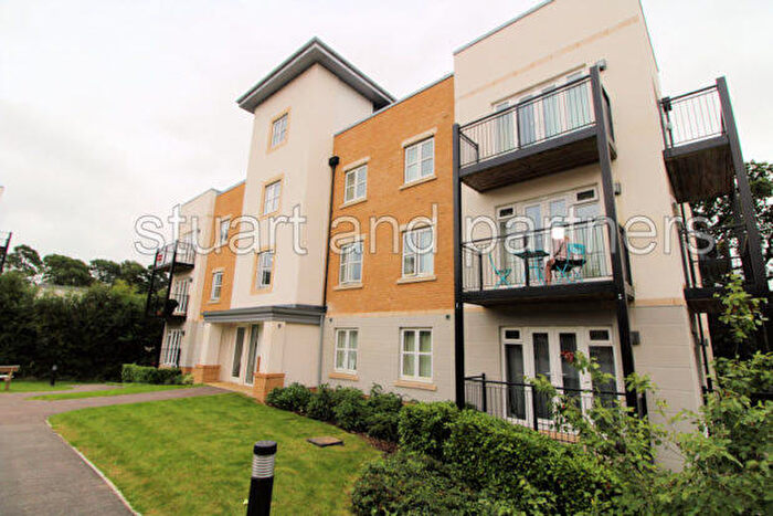 2 Bedroom Flat To Rent In Henmead House, Bolnore Village, RH16