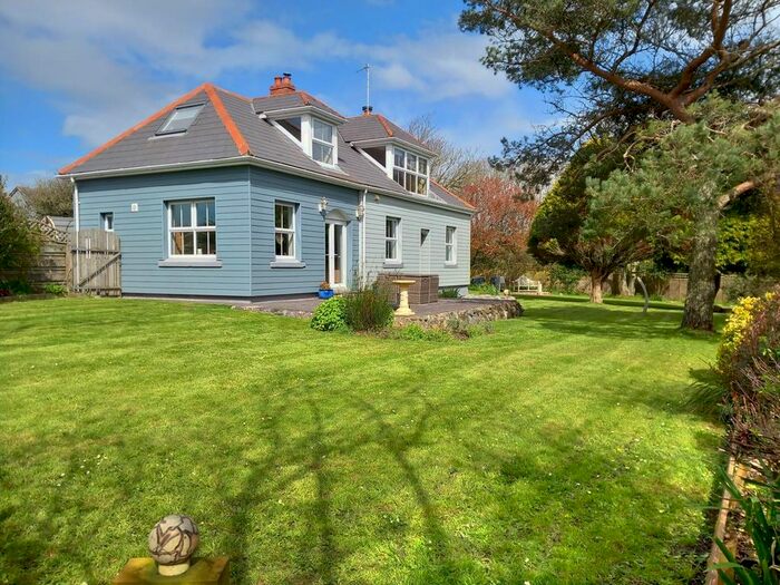 3 Bedroom Detached House For Sale In Ruan Minor, Helston, TR12