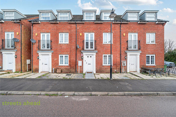 4 Bedroom Terraced House For Sale In Beckett Road, Coulsdon, Surrey, CR5