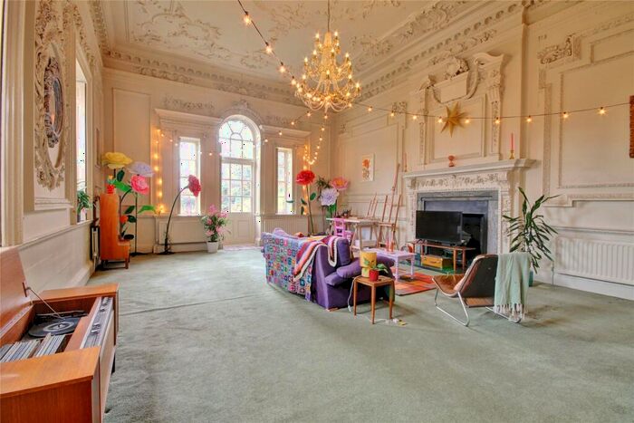 2 Bedroom Flat For Sale In St. Annes Court, Durham City, DH1