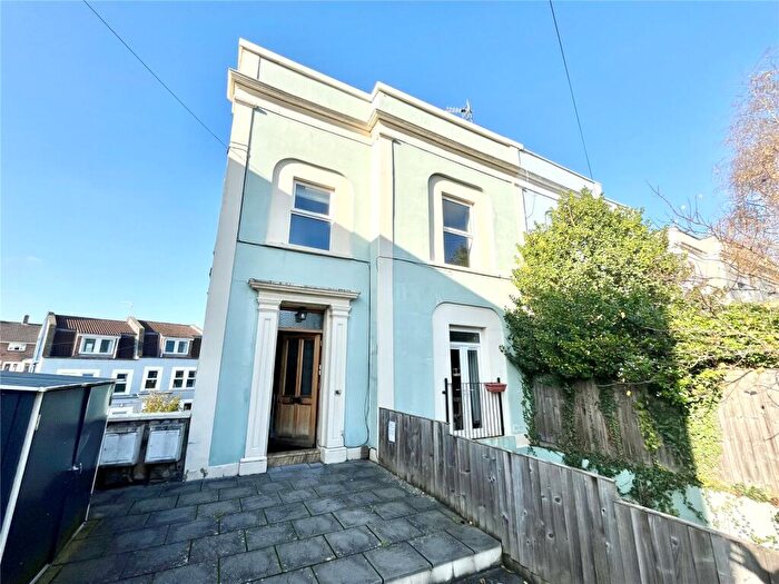 3 Bedroom Maisonette To Rent In Southville, Acramans Road, BS3