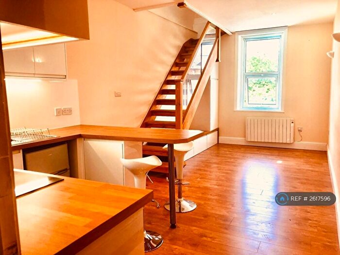 1 Bedroom Flat To Rent In Derbe Road, Lytham St. Annes, FY8