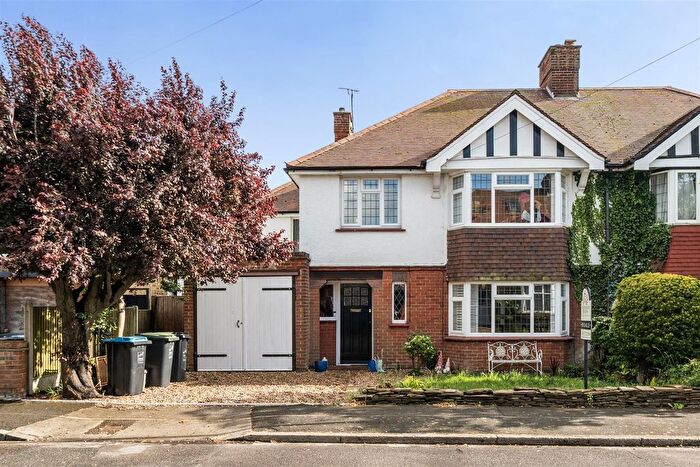 4 Bedroom Semi-detached House For Sale In Brassey Avenue, Broadstairs, CT10
