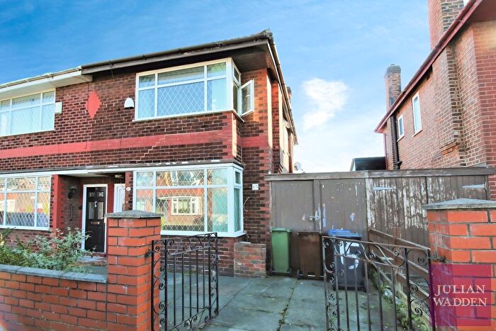 2 Bedroom Semi Detached House To Rent In Eastwood Avenue, Droylsden, Greater Manchester, M43