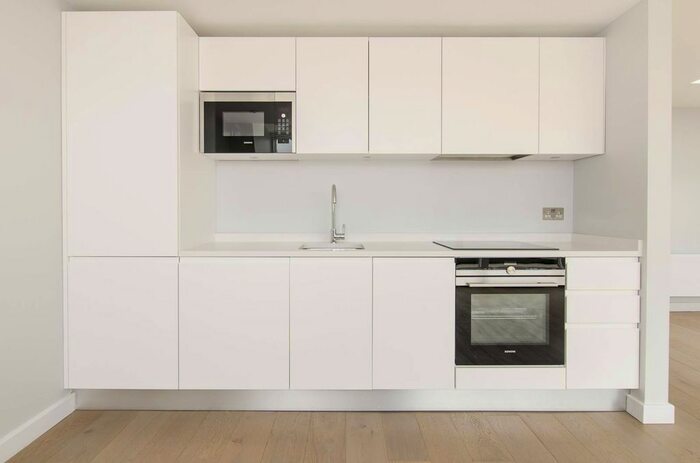 2 Bedroom Flat To Rent In Southern Row, Ladbroke Grove, London, W10