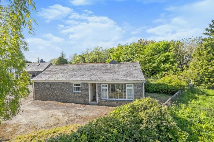 1 Bedroom Bungalow For Sale In Egloshayle, Wadebridge, Cornwall, PL27