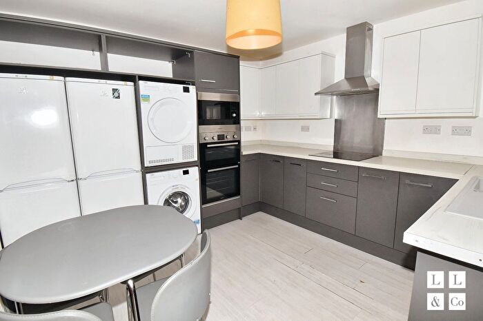 6 Bedroom Terraced House To Rent In New Windsor Terrace, Falmouth, TR11