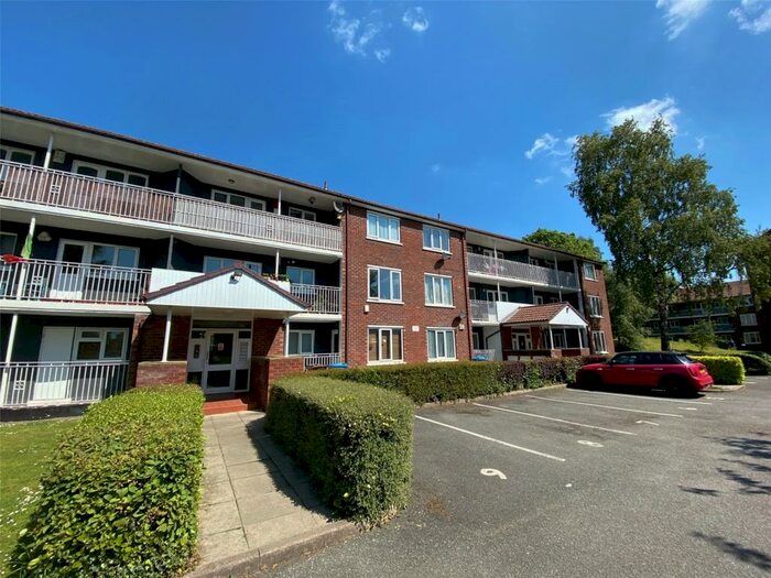 3 Bedroom Apartment To Rent In Brotherton Drive, Trinity Way, Salford, M3