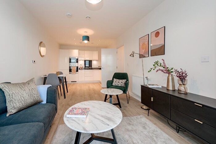 1 Bedroom Flat To Rent In Viscount House, Lakeside Drive, London, NW10