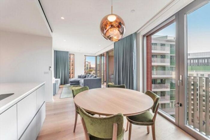 2 Bedroom Flat To Rent In Cadence Court, Kings Cross, N1C