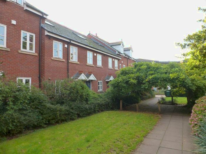 3 Bedroom Terraced House To Rent In City Centre, EX4