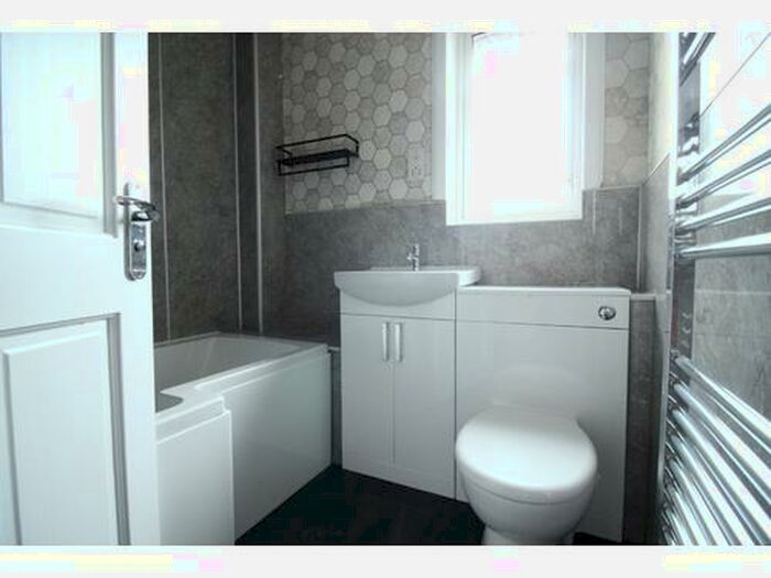 2 Bedroom Semi-Detached House To Rent In Balunie Place, Dundee, DD4