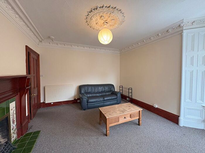 2 Bedroom Flat To Rent In Ogilvie Street, Dundee, DD4