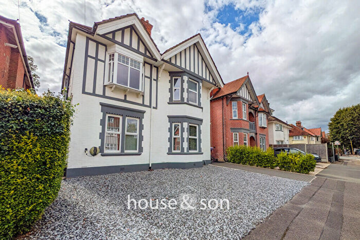 6 Bedroom Detached House For Sale In Bryanstone Road, Bournemouth, BH3